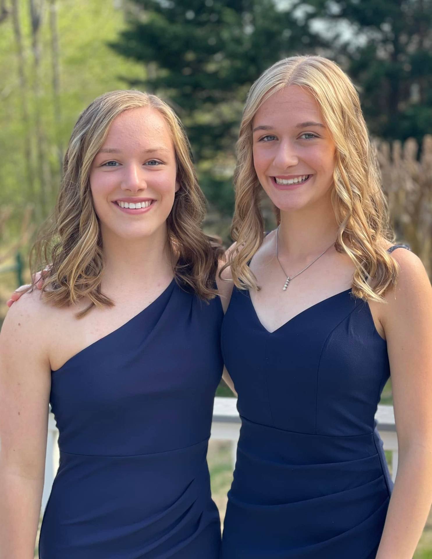Prom styling — soft waves